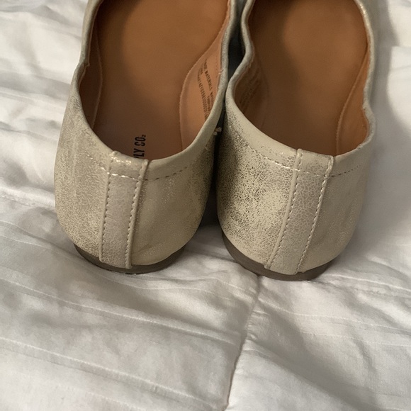 Mossimo Gold Metallic Flats - Picture 5 of 9